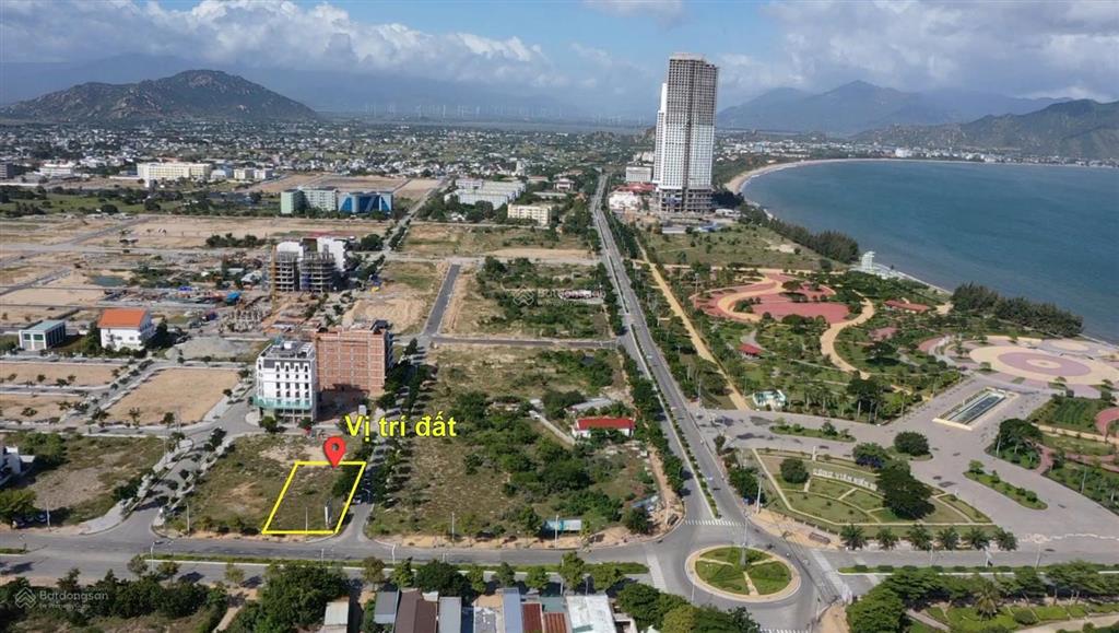 Bán lô góc 2 mặt tiền khu k2  biển bình sơn full thổ cư đẹp nhất ninh thuận cũ nam khánh hoà