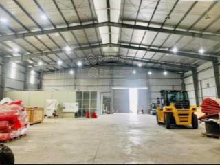 Thuê kho ở biên giang 500m2 đến 1500 m2, giá từ 50k/m2/th có cẩu giàn nhà 3 tầng