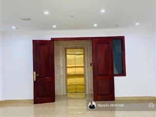 Bán nhà phố cầu giấy, 6t thang máy, oto, gara 72m2 giá 23,5 tỷ