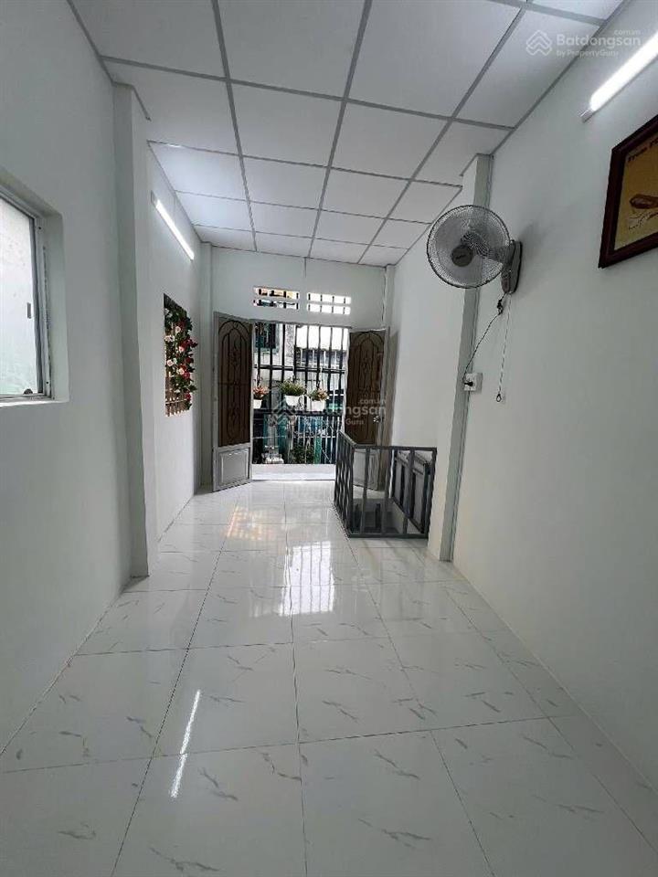 Nhà mới, đẹp, tạ quang bửu, cao lỗ, gần siêu thị parc mall q8, 3 tầng, dtsd 48m2, 4pn, nhà mới