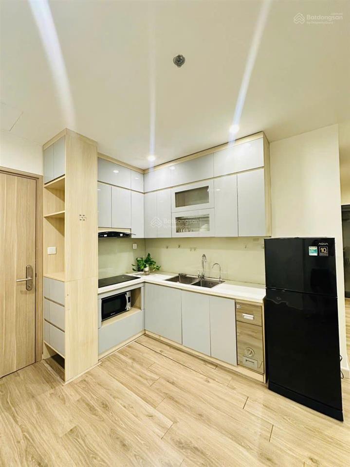 Chủ nhà cần tiền bán rẻ căn 2pn1wc tòa s2.06 trung tâm dự án nhiều tiện ích.