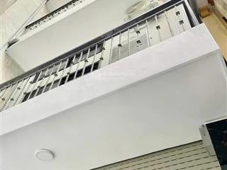 Bán cc mini, nguyễn khang, 13,6 tỷ, 63m2, 11pn, 11wc, giá siêu hời