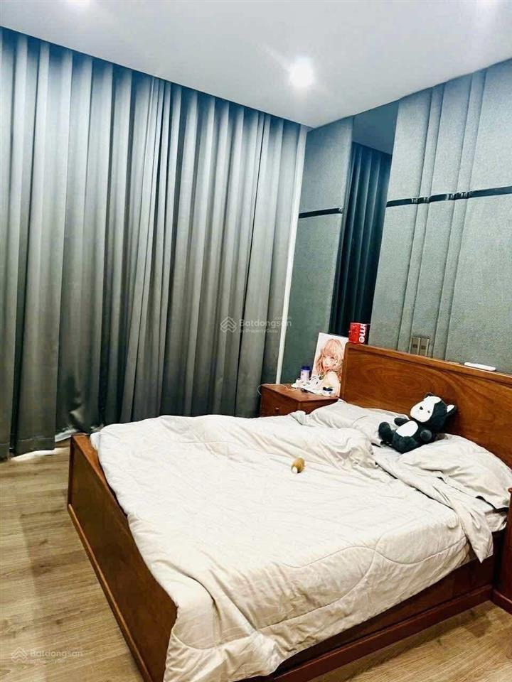 Nhà hot quá mtkd ca văn thỉnh6 tầng, thang máy mới dt khủng 5x27m (132m2) 24 tỷ