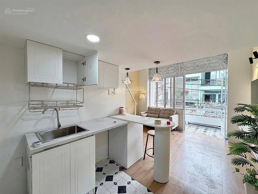 Khai trương phòng gác ban công mới ngay nguyễn hồng đào