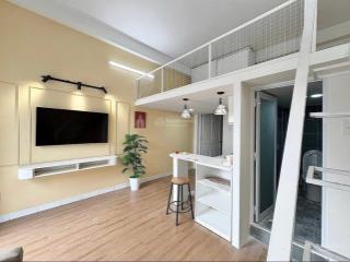 Khai trương phòng gác ban công mới ngay nguyễn hồng đào