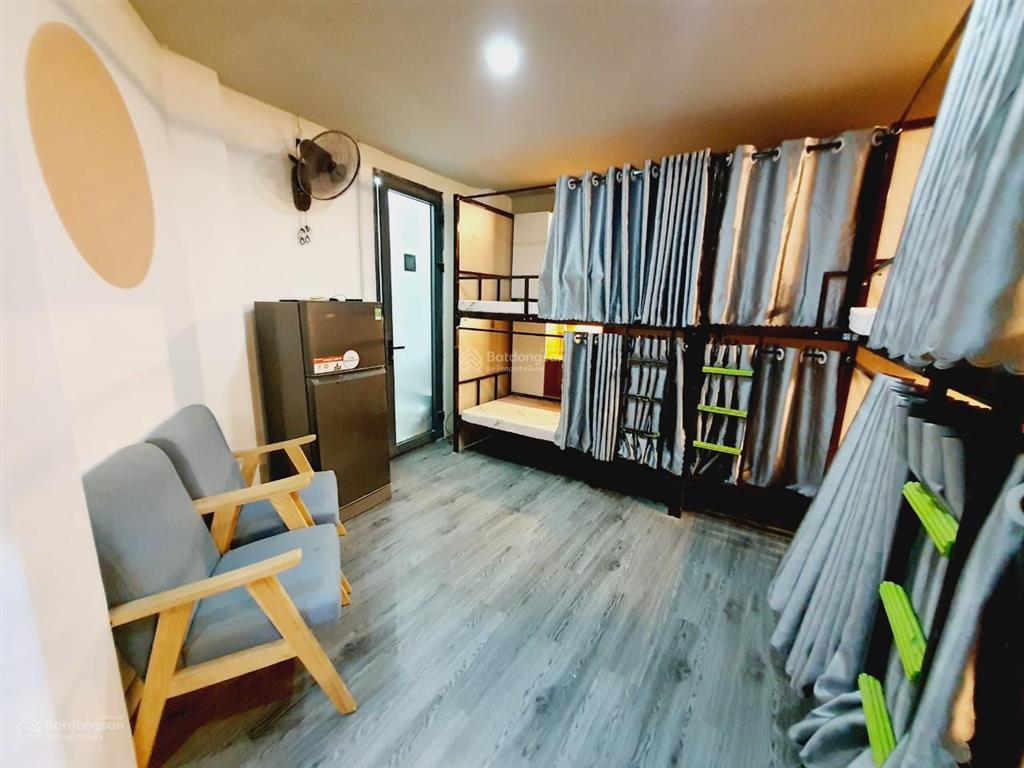 Giường ktx cao cấp trọn gói giữa trung tâm quận 3