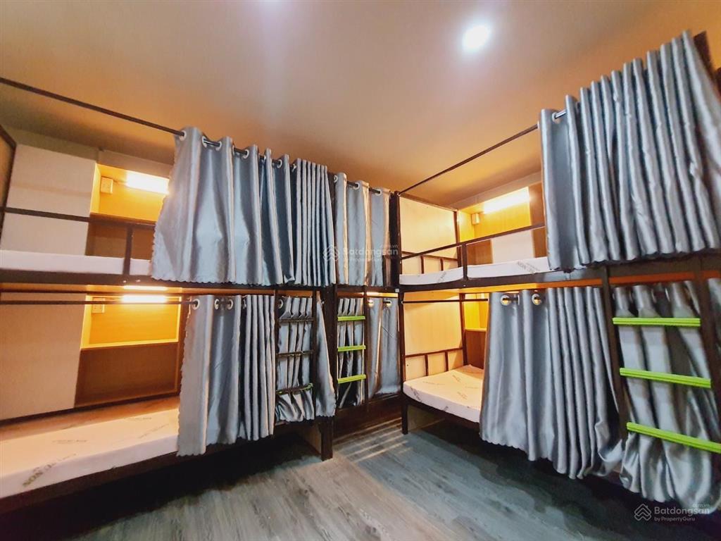 Giường ktx cao cấp trọn gói giữa trung tâm quận 3