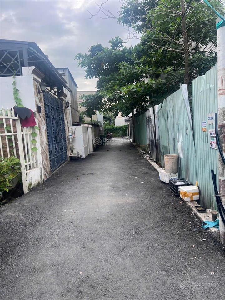 Giá 4.1 tỷ bán lô đất full thổ 5 x 21,2 huỳnh tấn phát hàng xóm quận 7  xd tự do sổ riêng.