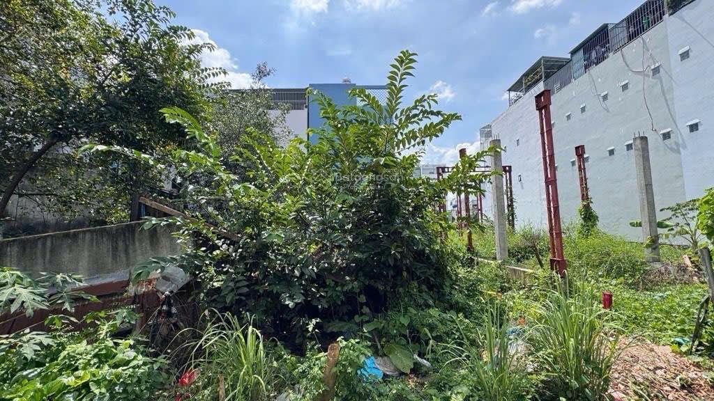 Giá 4.1 tỷ bán lô đất full thổ 5 x 21,2 huỳnh tấn phát hàng xóm quận 7  xd tự do sổ riêng.