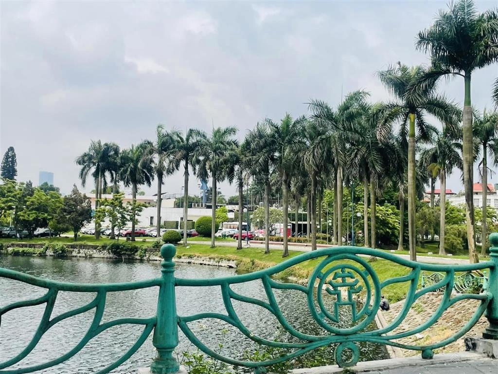 Mặt phố từ hoa 395m*8t mt12m 315 tỷ nhỉnh toà nhà cực vip không có căn thứ 2, khu vực nhiều tây ở