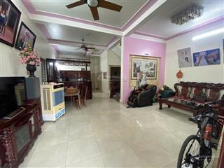 Nhà 3 tầng  kd sầm uất ngày đêm  chân dự án cầu thượng cát cách đường tl8 làn xe 30m  đại mạch