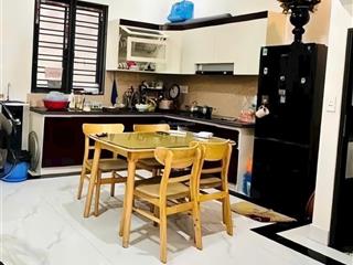 Bán nhà mới kengdân xây 46m2 x3 tầng khung cột bê tôngcạnh ô tô tránhchân dự án cầu thượng cát