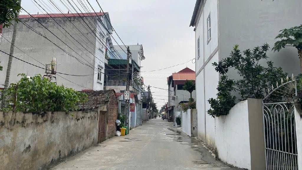 Lô đất đẹp tại đông lai  quang tiến. diện tích 40m2 (thổ cư). ngang hậu 4m