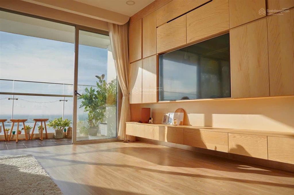 Bán gấp ch 3pn, 2wc, 114m2, giá tốt tại sky 89, hoàng quốc việt, q7 tầng cao view trực diện sông.