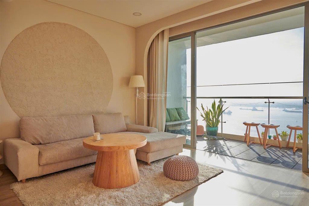 Bán gấp ch 3pn, 2wc, 114m2, giá tốt tại sky 89, hoàng quốc việt, q7 tầng cao view trực diện sông.