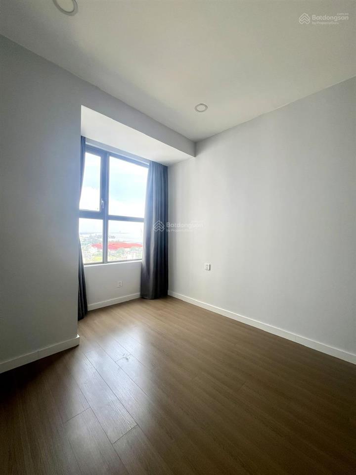 Bán nhanh căn 2pn, 1wc river panorama  đã nhận sổ hồng  tầng cao view sông quận 1  sẵn hđ thuê