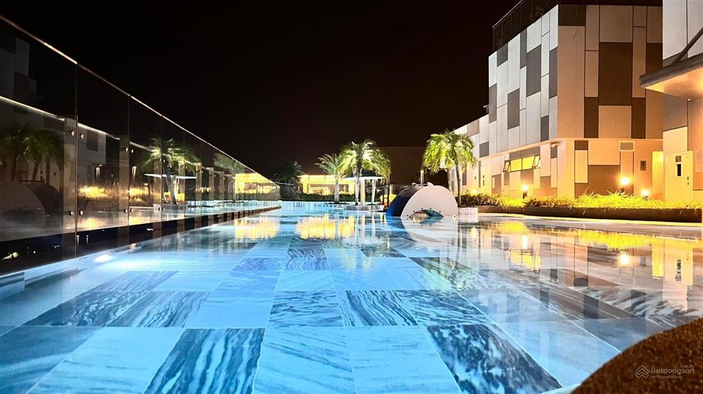 Bán nhanh căn 2pn, 1wc river panorama  đã nhận sổ hồng  tầng cao view sông quận 1  sẵn hđ thuê