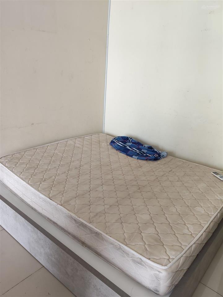 Cần tiền bán rẻ căn hộ chung cư lầu 1 tháng bộ nhà 2 phòng ngủ, 1wc rộng 60m2 giá 2,7 tỷ bớt lộc