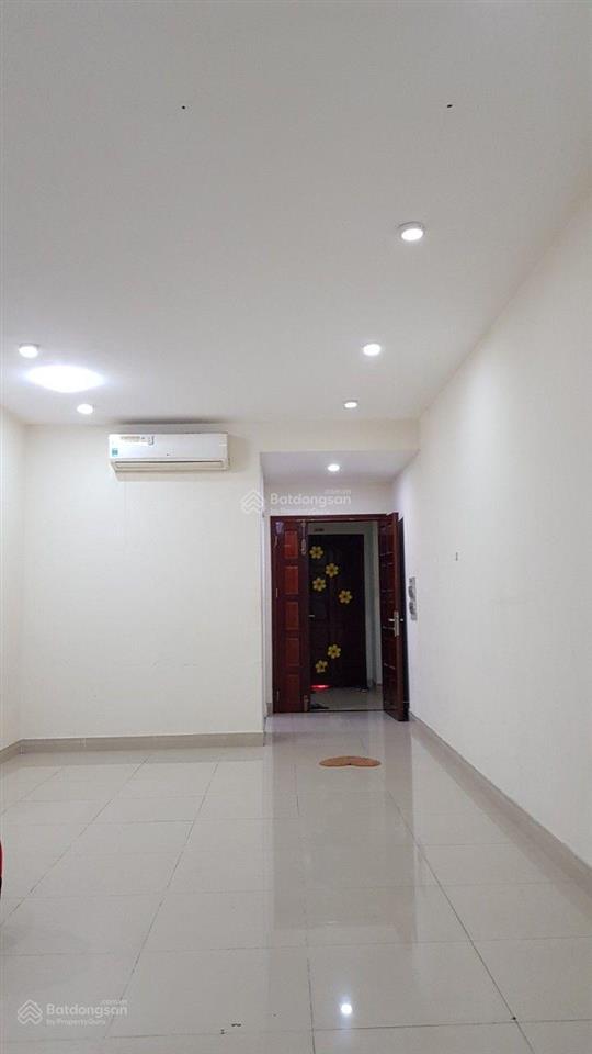 Bán chung cư ngọc phương nam 2 phòng ngủ 2 nhà vệ sinh dt rộng 90m2 giá tương đương 40tr/m2