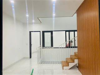 Bán nhà khu b yên nghĩa diện tích 53m cực hiếm,3 tầng giá đẹp nhỉnh 11 tỷ. cầu thang gỗ sang trọng