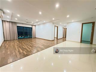 Bán căn 4n 2wc 160m tại goldmark, tầng trung 10, có sổ, ban công đông nam giá 11 tỷ.  ms ngân