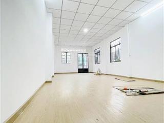 Nhà mới , trung tâm quận 8 hẻm xe 16 chỗ diện tích khủng .