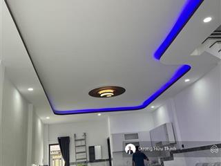 Bán nhà tăng nhơn phú b . hẻm xe hơi . 2 mặt tiền thoáng mát, ko lộ giới . . 5,65 tỷ