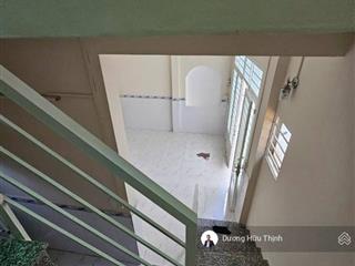 Sổ hồng nhà 2 tầng sau lưng chợ đầu mối 2.3 tỷ chỉ 30m ra mặt tiền tỉnh lộ 43