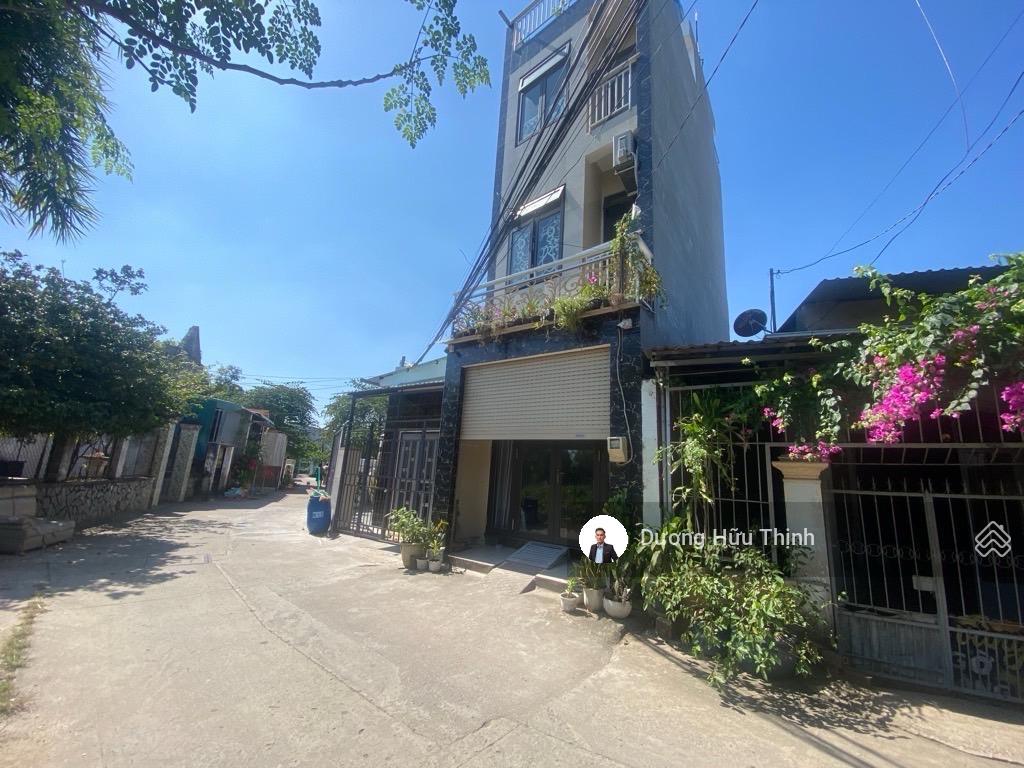 3,2 tỷ trệt+lửng,hxhcách bx miền đông 150mmetro 350mbv ung bướu 1,5km...đang cho thuê 4/tháng