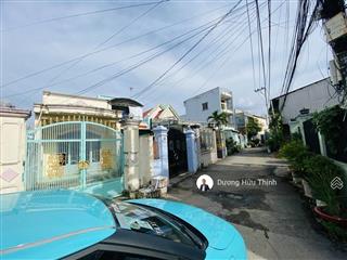 Đất đẹp 2 mặt tiền tặng nhà cấp 4 hẻm xe hơi thông, ngay trung tâm long trường