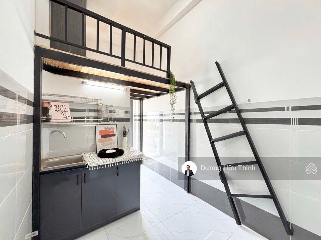 Chdv mới tinh 28p  6 tầng có thang máy  hệ thông pccc  đồng tiền hơn 1.4tỷ/năm  hẻm xe tải