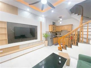 Bán nhà 5 tầng mới xây  thiết kế trẻ trung  đầy đủ công năng. nhỉnh 6 tỷ