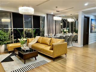 Gia đình cần bán căn view hồ 160m2 3 ngủ mandarin garden. giá 16 tỷ   0943 937 ***