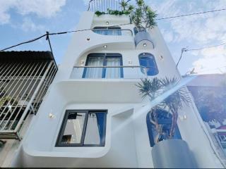 Siêu phẩm gò vấp  nhà chuẩn resort 5 sao !!!
