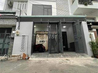 Bán nhà chdv  lê đức thọ  mặt tiền đường  10,5 tỷ