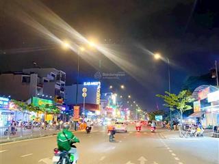 Mặt tiền kd dương quảng hàm  khu kinh tế sầm uất  15,3 tỷ  khu vực hiếm phân khúc bán