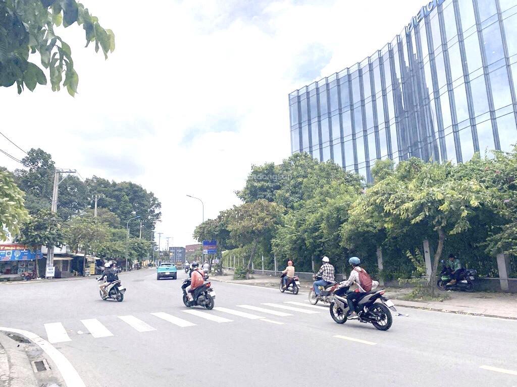 Nhà đẹp trường thọ  ga metro  xe hơi đỗ cửa  3 tầng (4.5mx14m) nhỉnh 7 tỷ