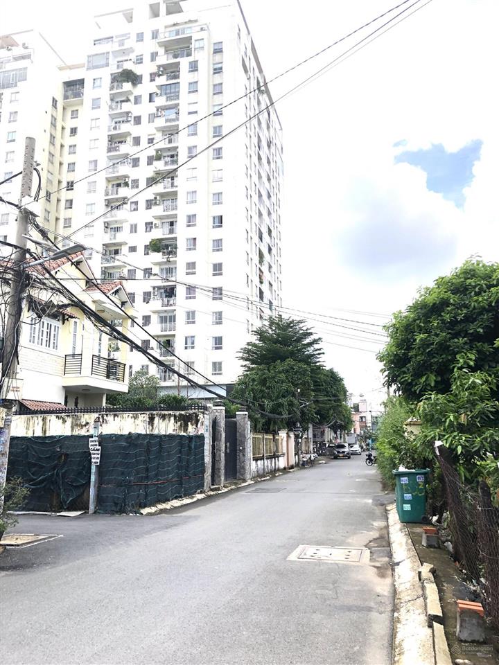 Nhà mới 4 tầng đường linh đông kề phạm văn đồng 4.5x11.5m chỉ hơn 6 tỷ