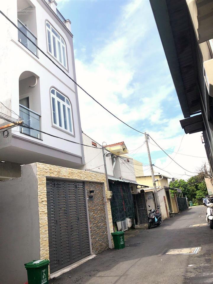 Nhà mới 4 tầng đường linh đông kề phạm văn đồng 4.5x11.5m chỉ hơn 6 tỷ