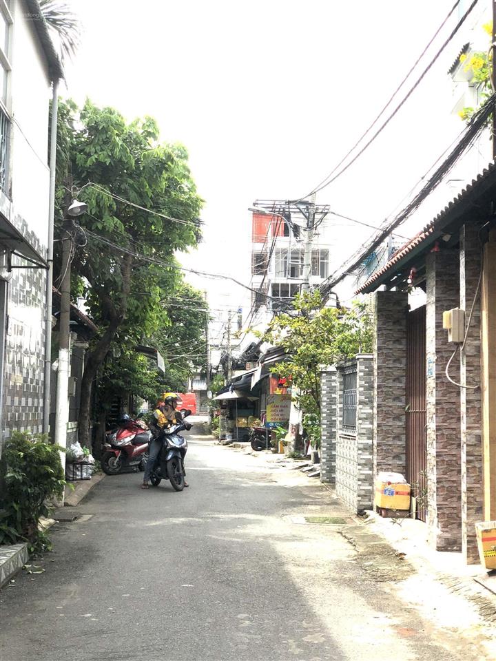 Giá tốt nhất trường thọ  2 tầng cạnh ga metro  77m2 xe hơi đỗ cửa  chỉ 6.5 tỷ còn tl