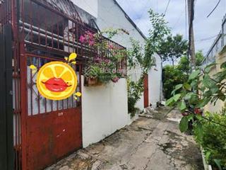 Nhà sân vườn siêu rộng 94m2. ngay kha vạn cân với chợ thủ đức. chỉ hơn 5 tỷ