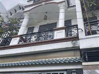 Nhà cao sáng đẹp. ngay đường 2 cắt kha vạn cân và nguyễn văn bá thủ đức. chỉ 7.8 tỷ