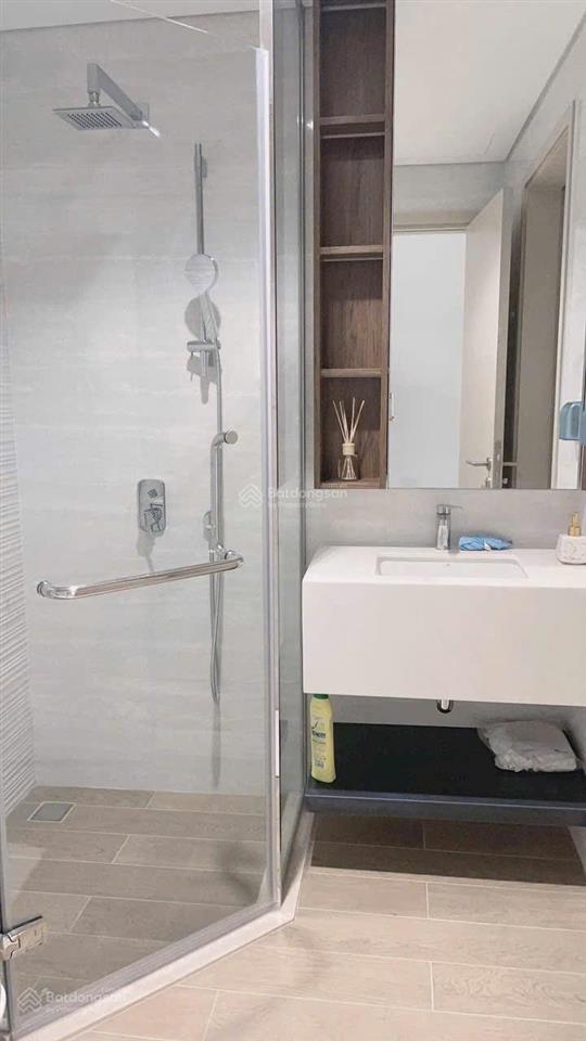 Bán gấp căn hộ saigon south(3pn dt 104m2) nhà mới 99% có ôxe full nội thất cao cấp  0911 898 ***