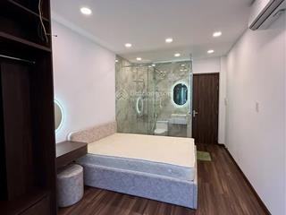 Nhà đủ nội thất. bán nhà nguyễn trọng tuyển 3 tầng, 4 pn, 3 wc, 7.99 tỷ. chỉ sách vali vào ở