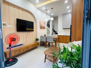 Nhà đủ nội thất. bán nhà lê văn duyệt 3 tầng, 3pn, 3wc 4.55 tỷ. chỉ xách vali vào ở
