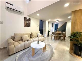 Nhà đủ nội thất. bán nhà trường sa 4 tầng, 3pn, 4wc 8.98 tỷ. chỉ sách vali vào ở