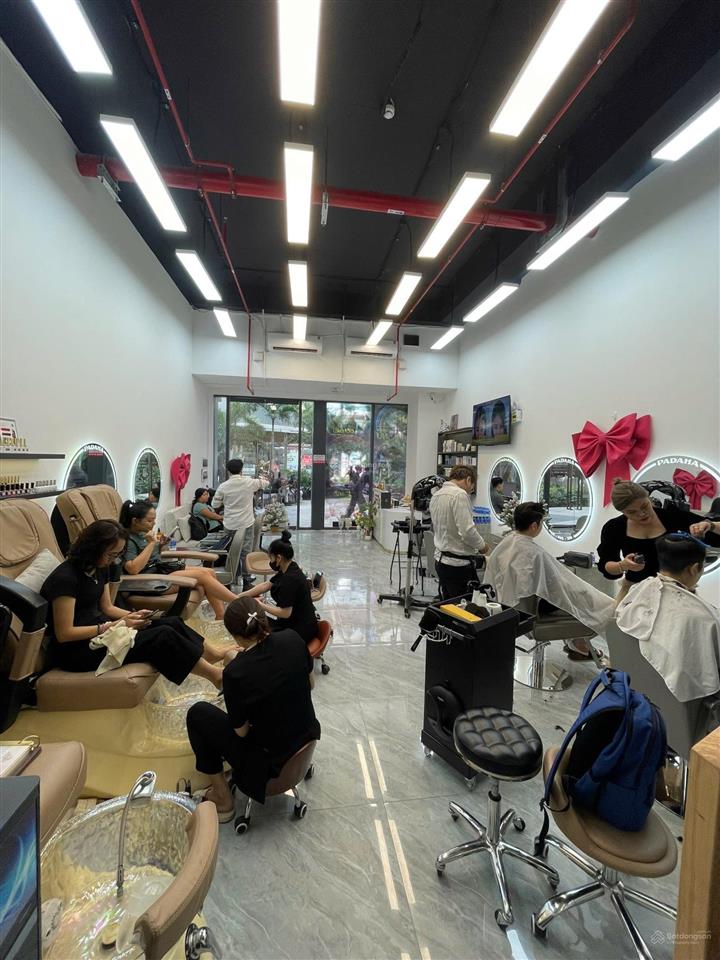 Sang gấp hair nail spa khu vip thảo điền giá chỉ 450tr tại lumiere riverside