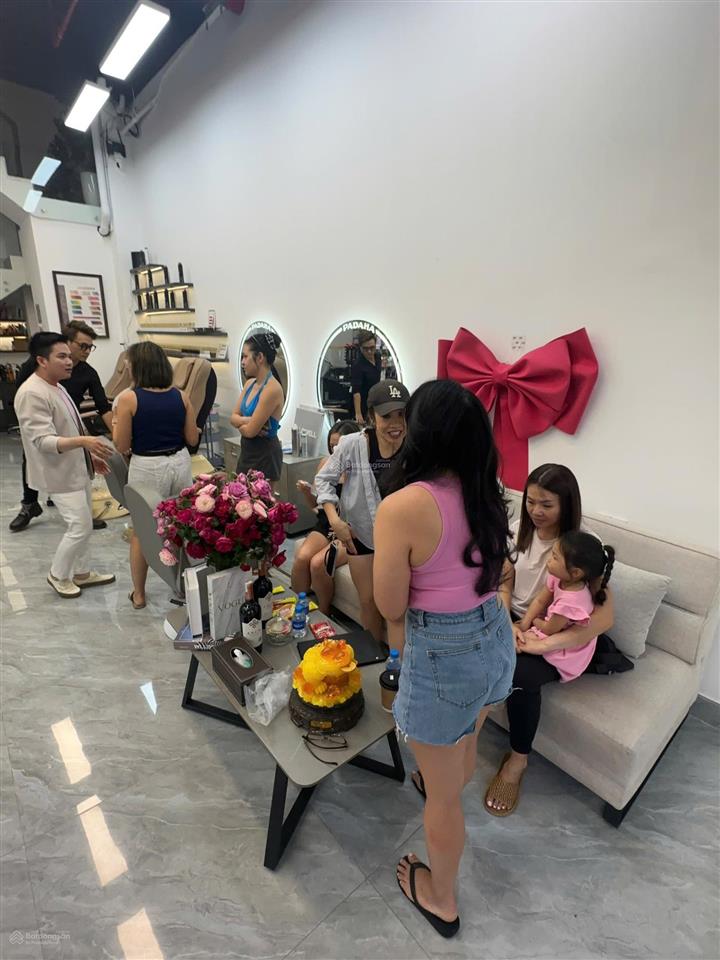 Sang gấp hair nail spa khu vip thảo điền giá chỉ 450tr tại lumiere riverside