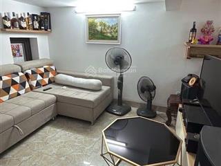 Hiếm! 5.15 tỷ. nhà đẹp trung tâm cầu giấy 30m2 x 4 tầng, 3 ngủ, full công năng