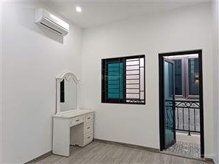 Bán nhà đông ngạc 48m2x2 tầng, mặt tiền 8m, gần mặt phố. giá 6.3 tỷ